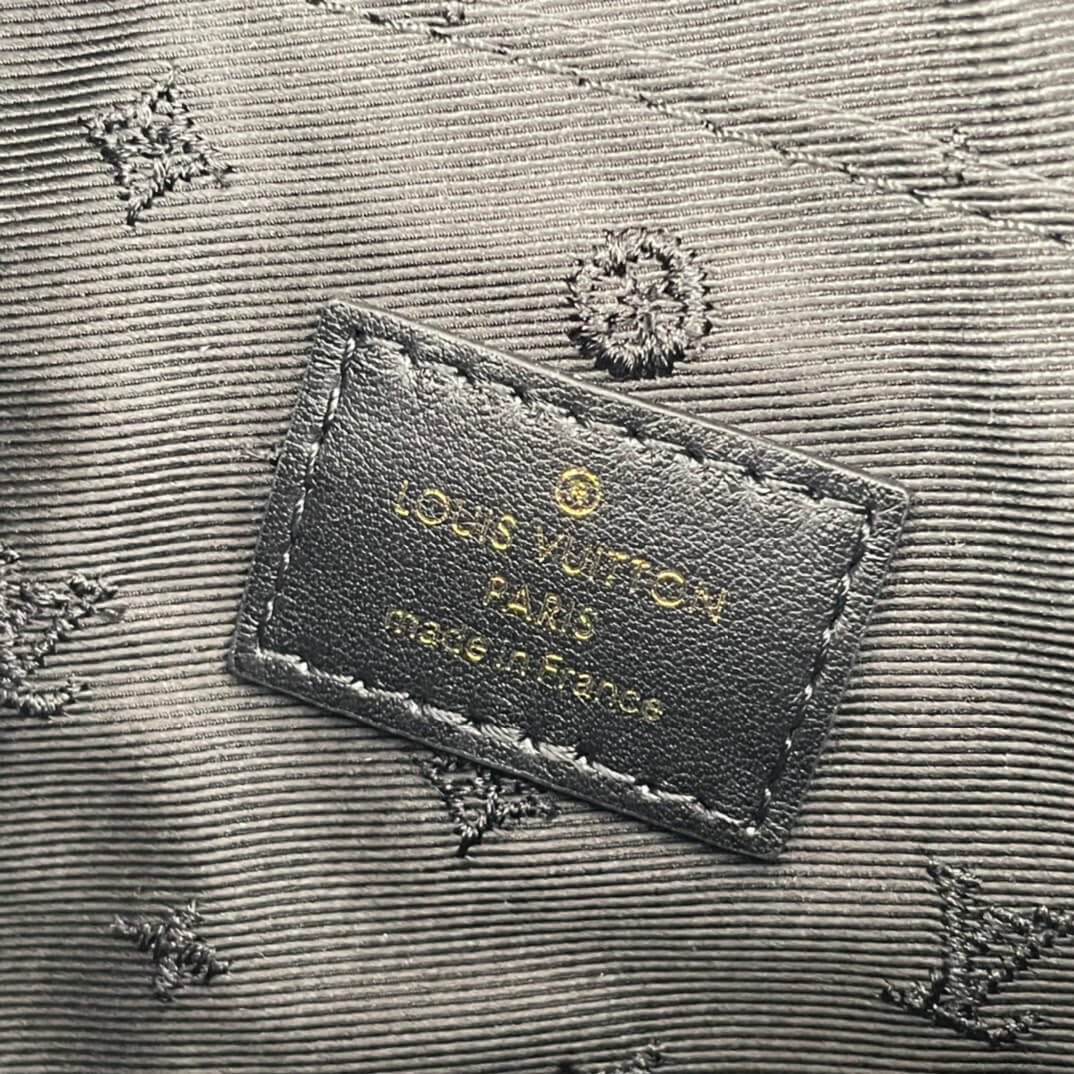 LOUIV Moon Bag