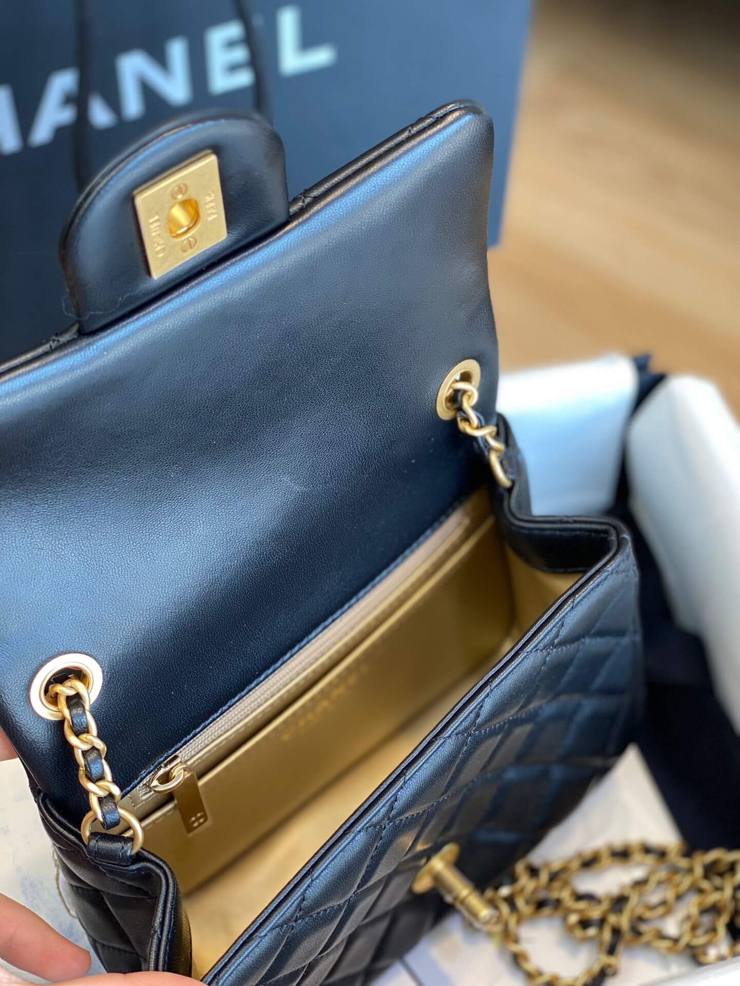 CC Mini Flap