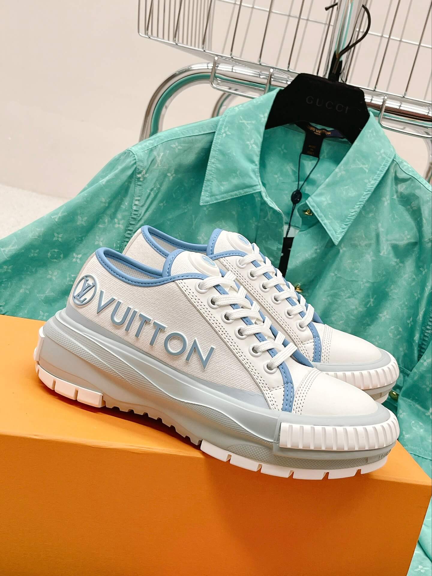 LOUIV Sneakers