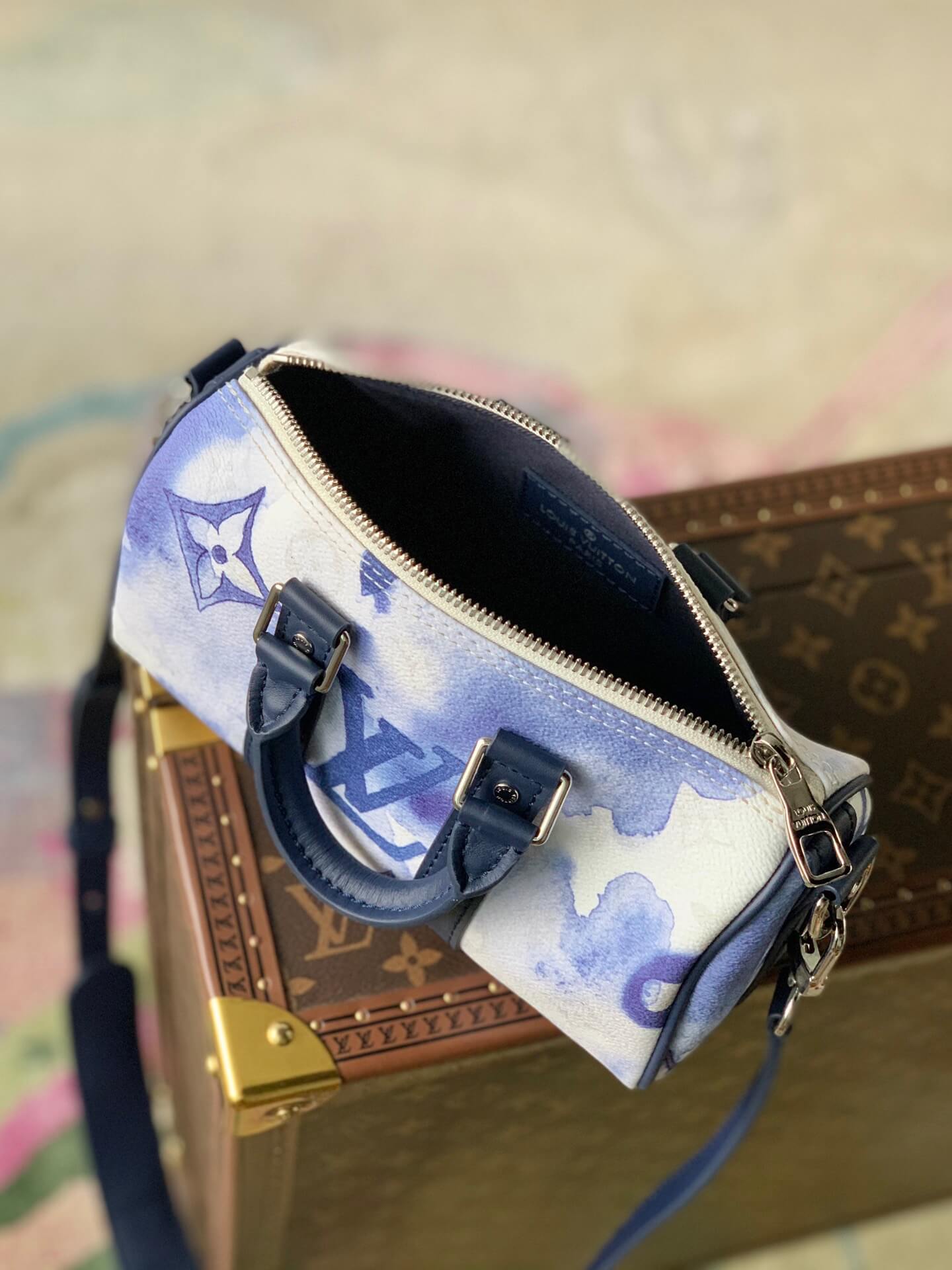 LOUIV City Keepall