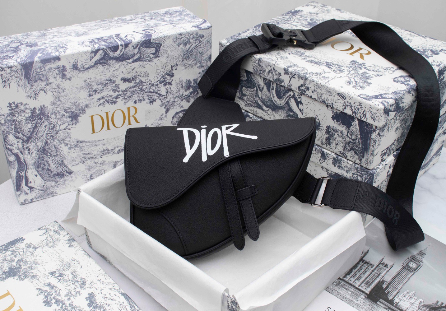 CD Saddle Homme