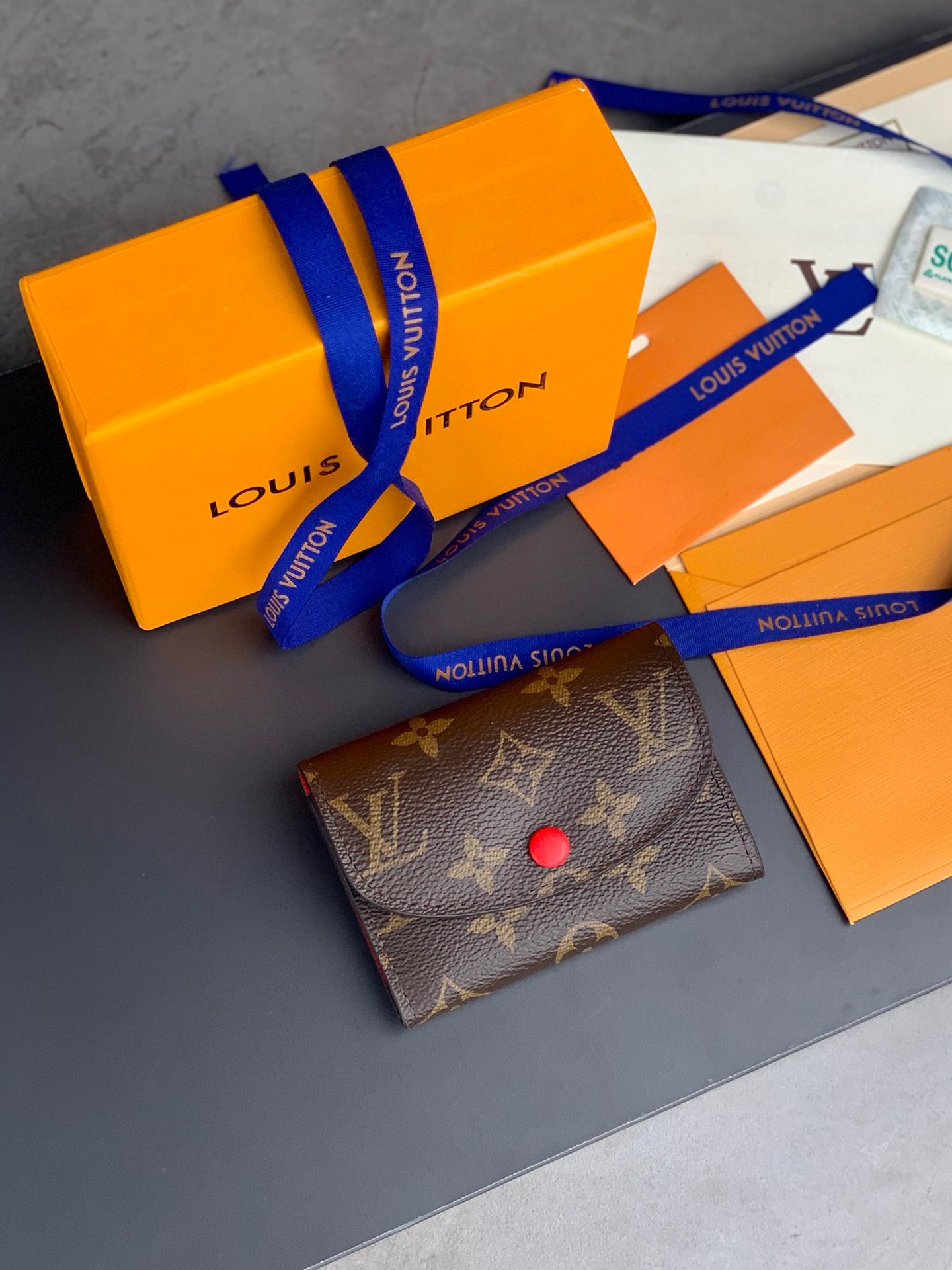 LOUIV Wallet Roselie M41939