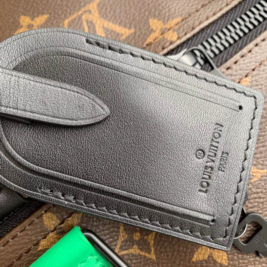 LOUIV Keepall