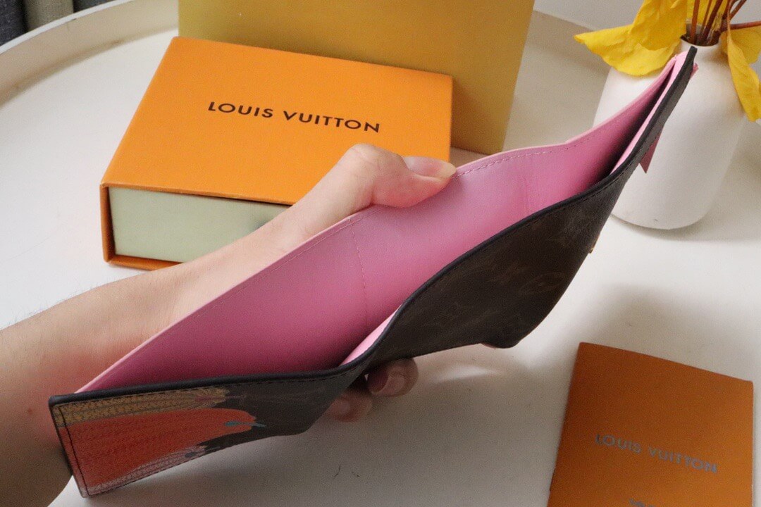 LOUIV Foldable Wallet x YK