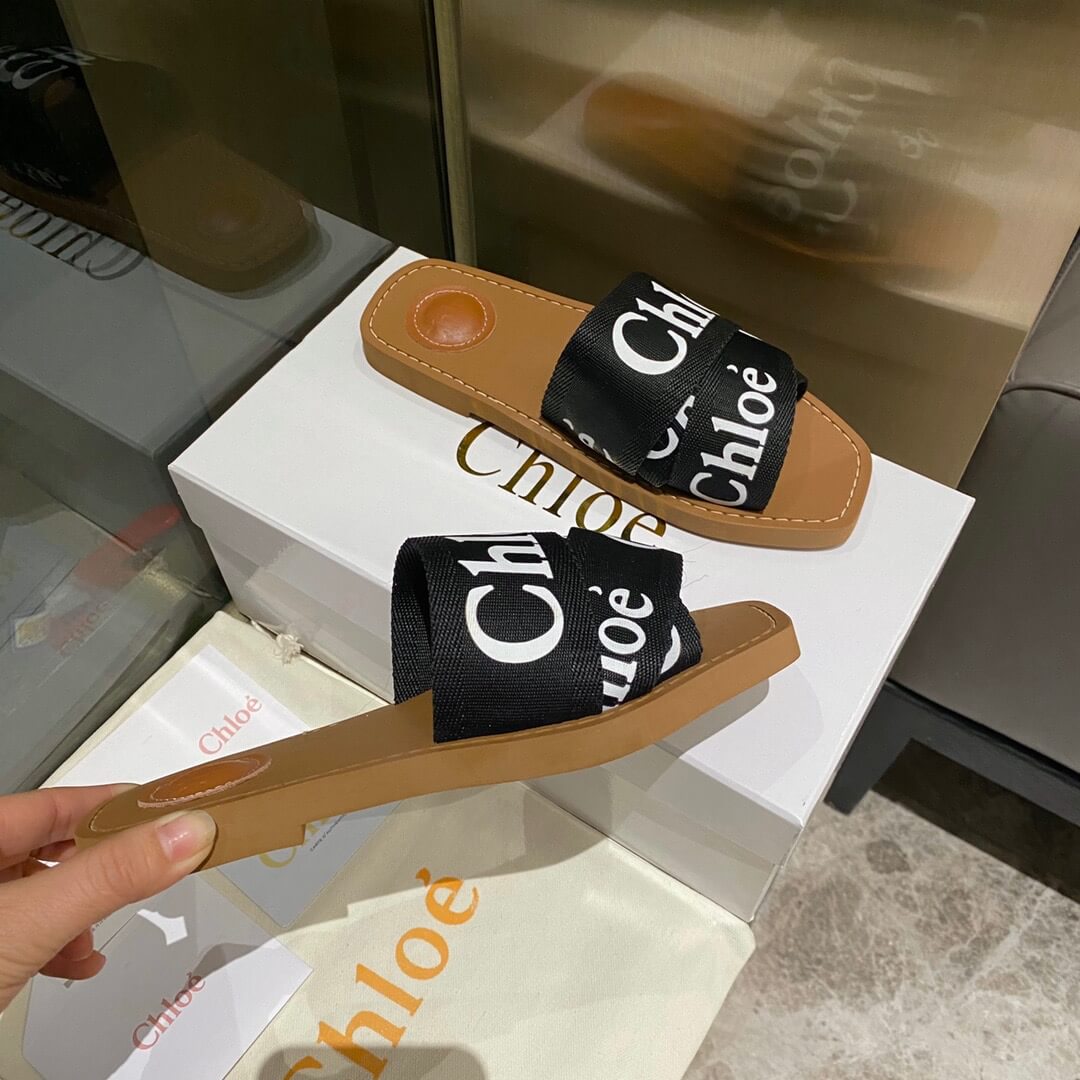 Chloe Slides