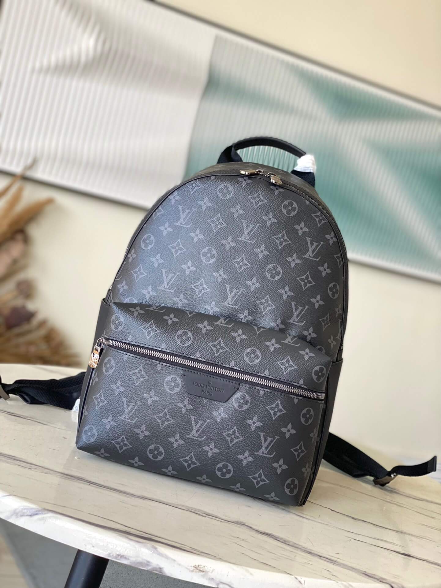 LOUIV Discovery Eclipse Backpack