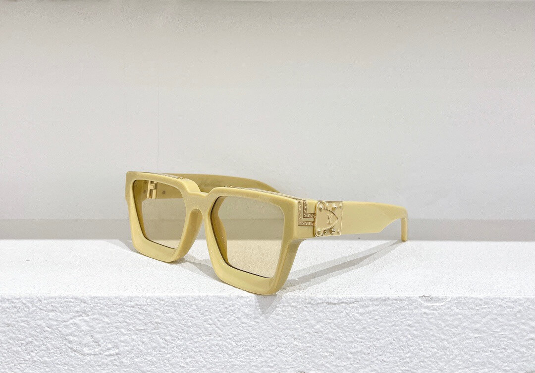 LOUIV Sunglasses