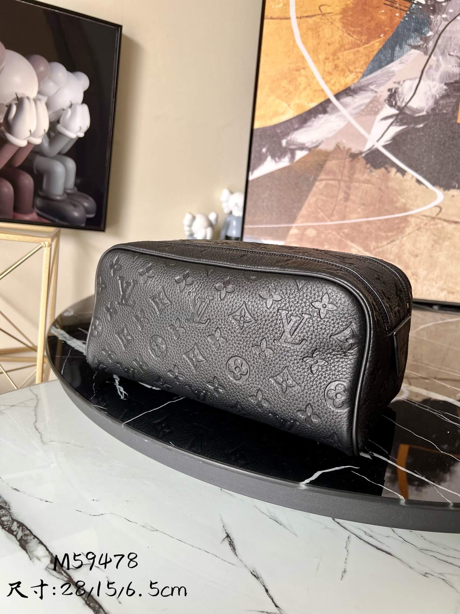 LOUIV Pouch