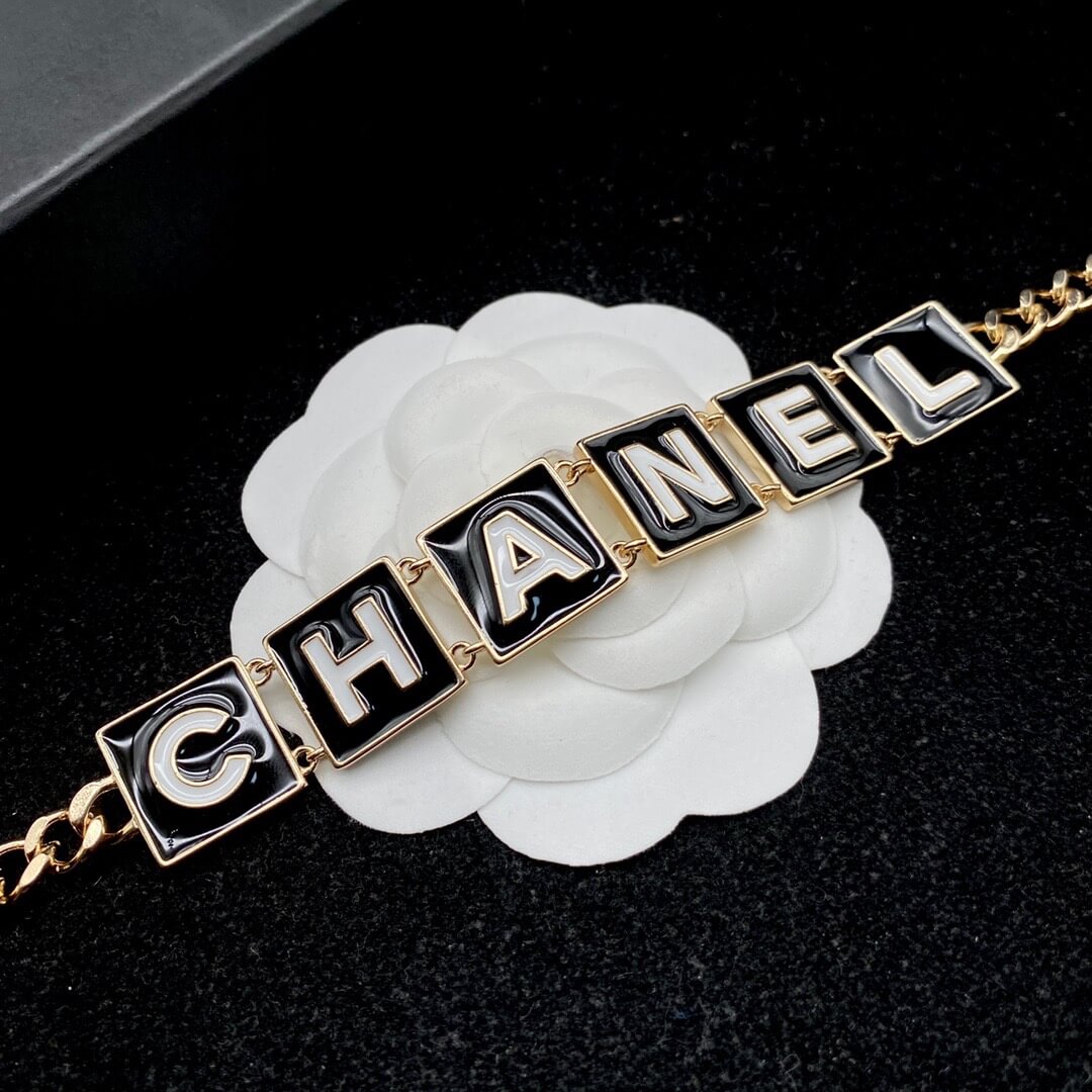CC Necklace