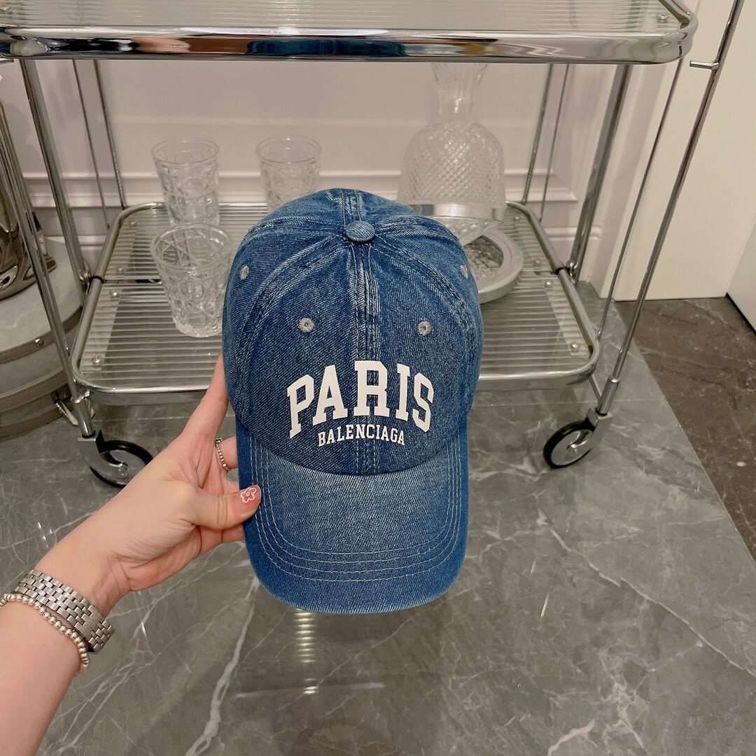 Caps