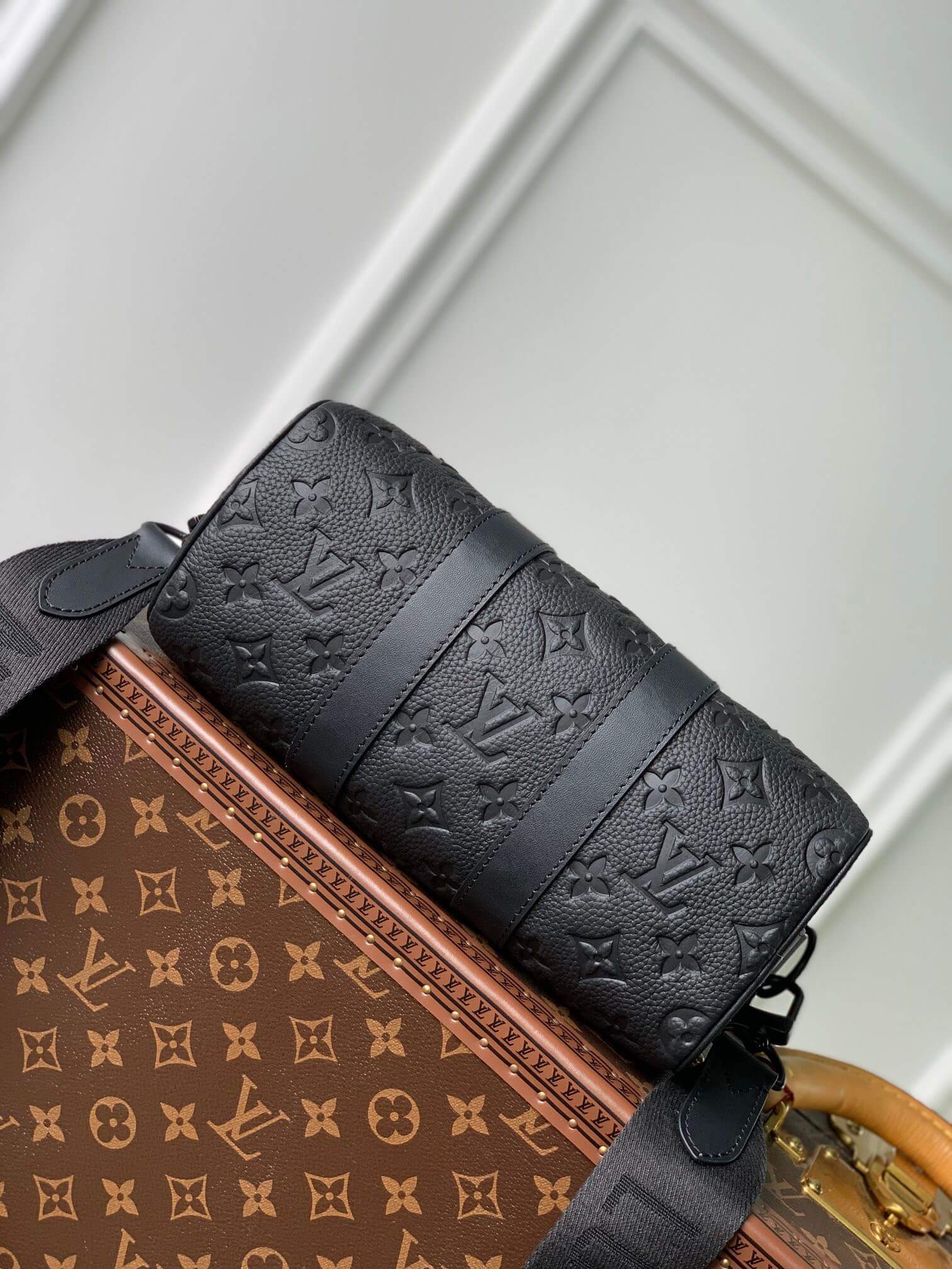 LOUIV Keepall XS