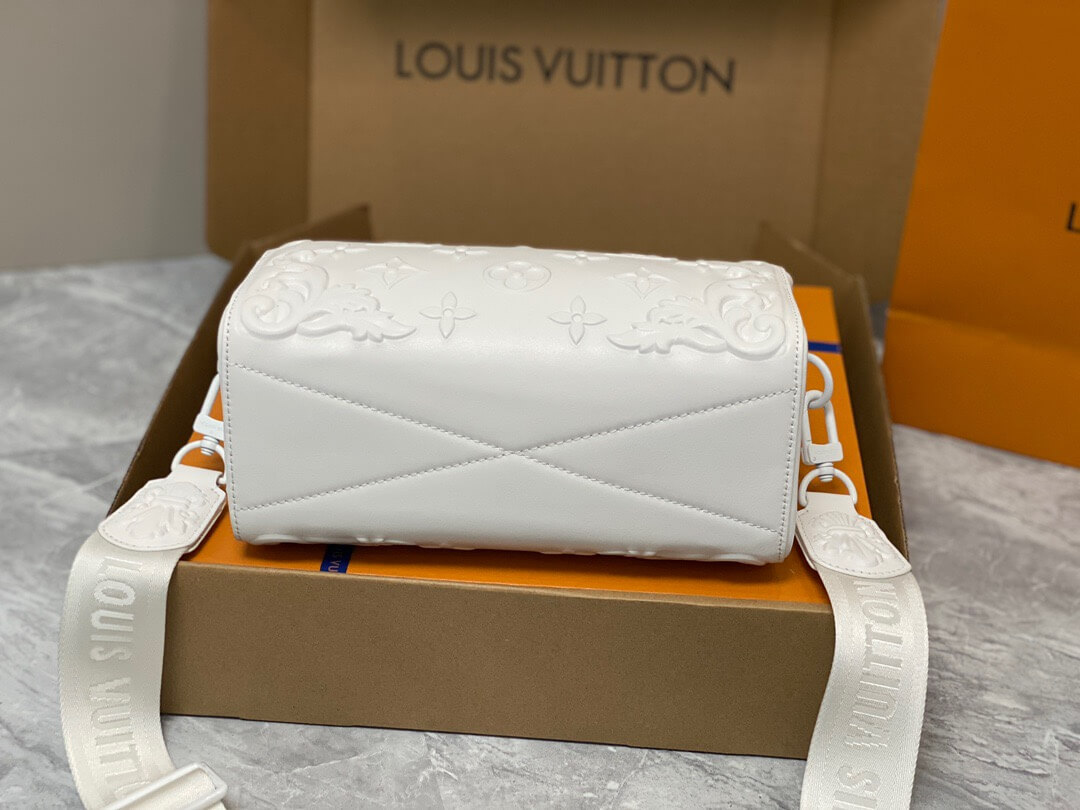 LOUIV City Keepall