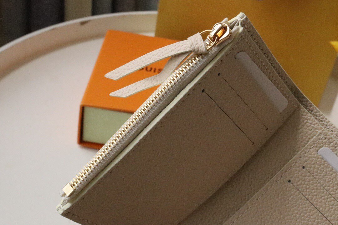 LOUIV Victorine Wallet