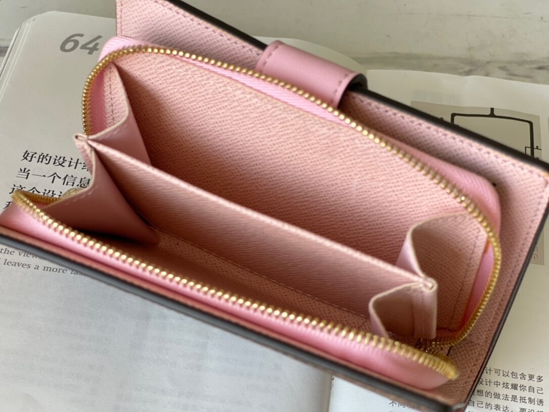 LOUIV Juliette Wallet