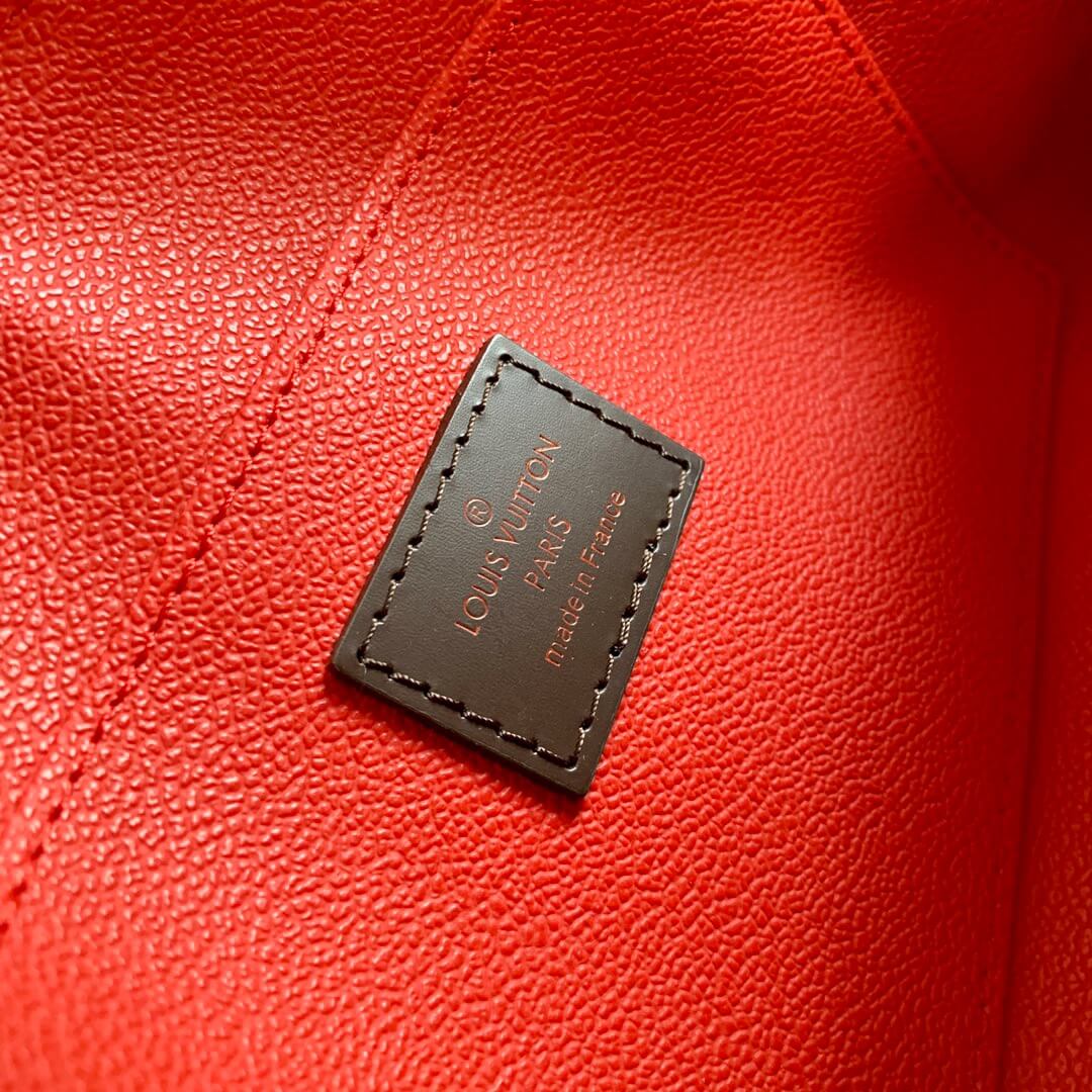 LOUIV Pouch