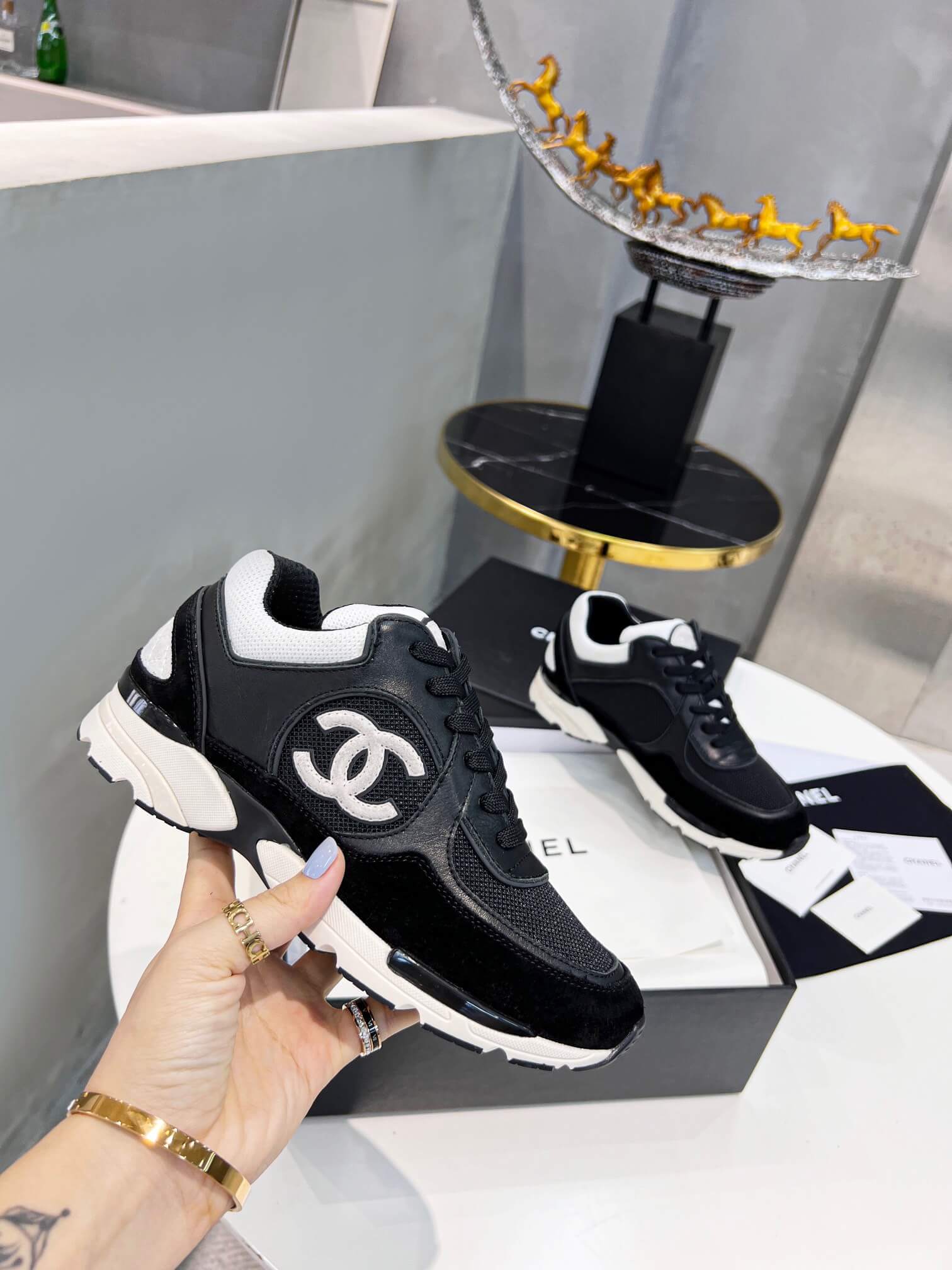 CC Sneakers