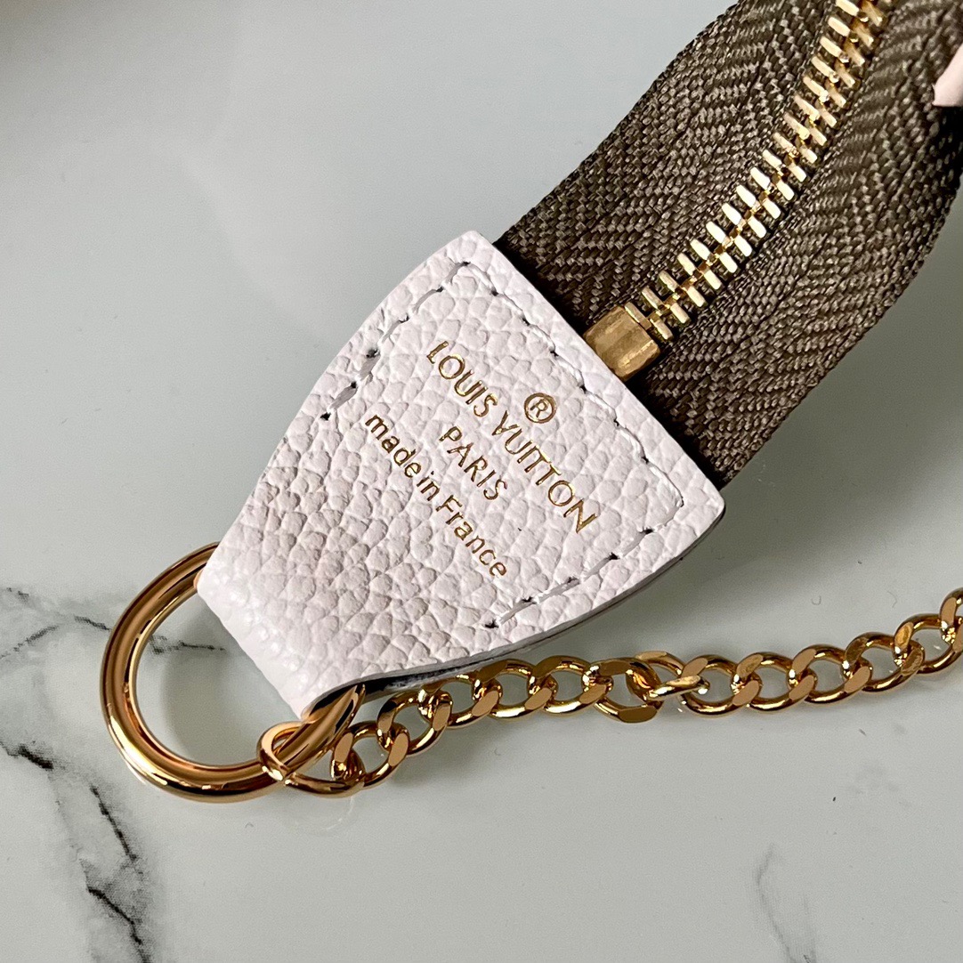 Lv Pochette M81284