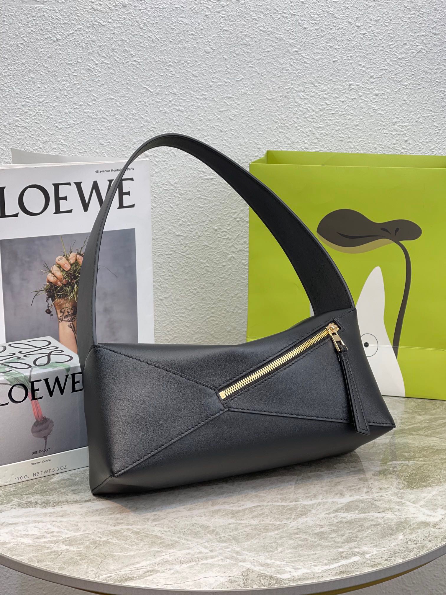 LOEW Puzzle Hobo