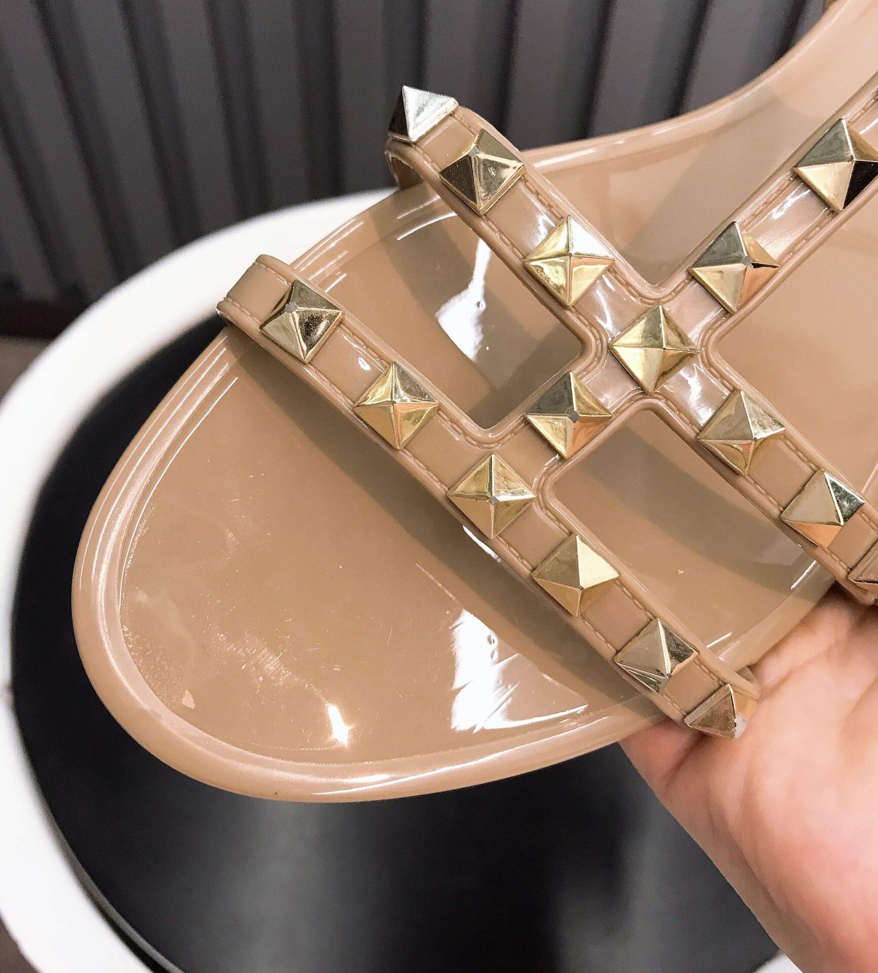 VALEN Sandals