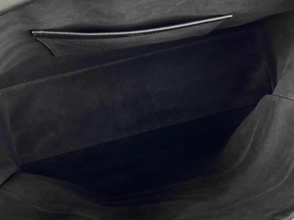 CEL Cabas Triomphe Cuir Tote