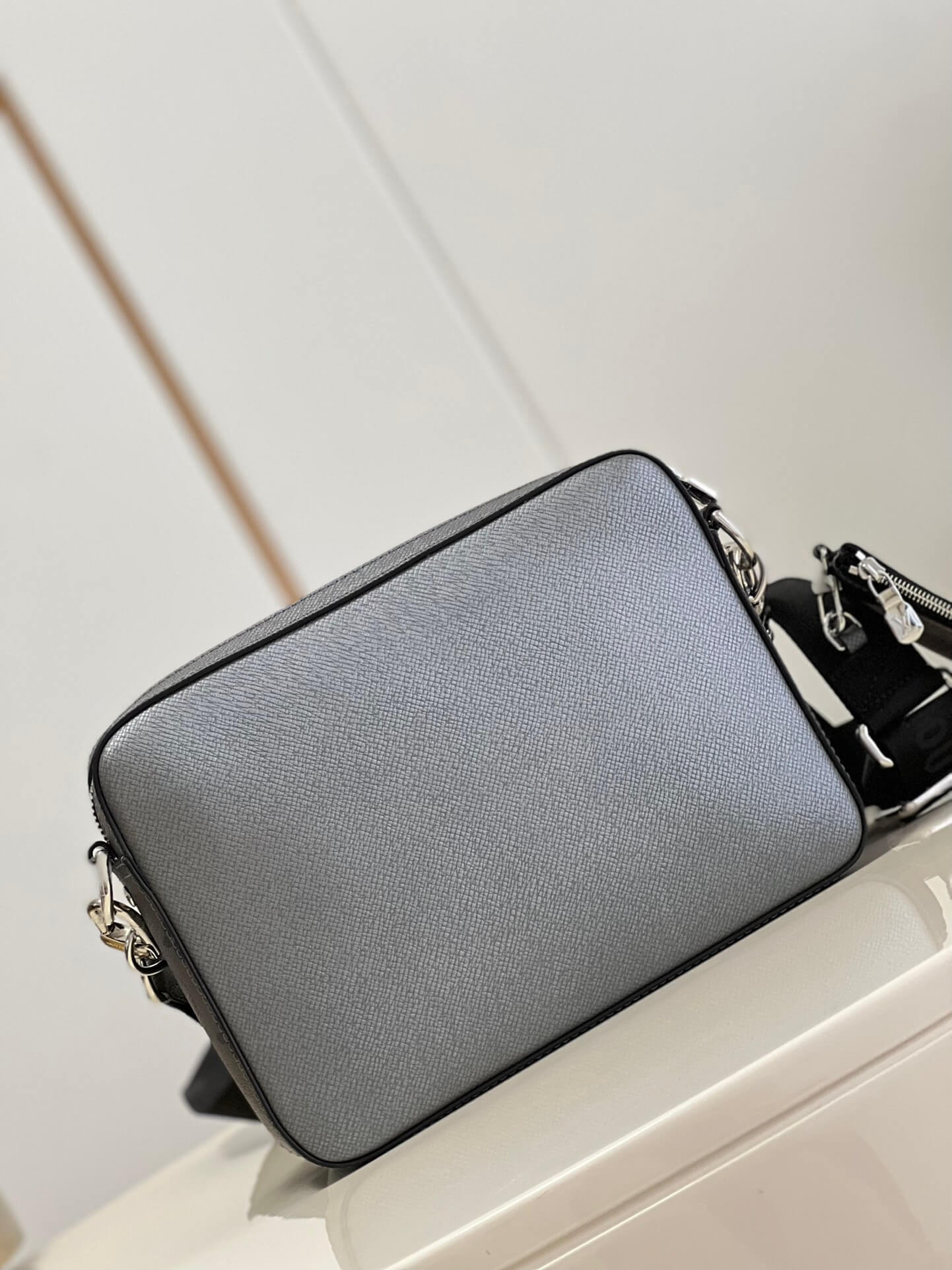 LOUIV Eclipse Messenger Bag