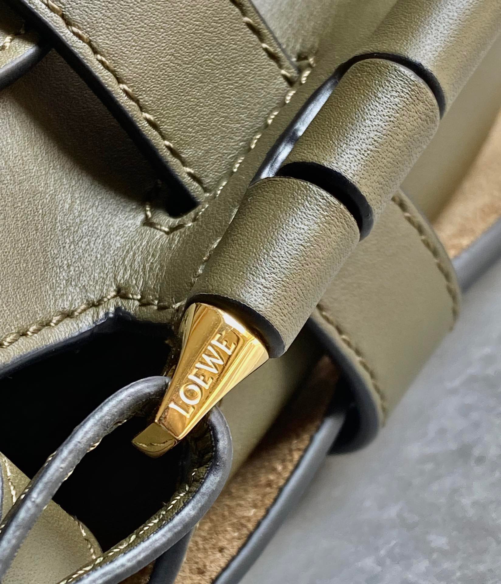 LOEW Gate Dual