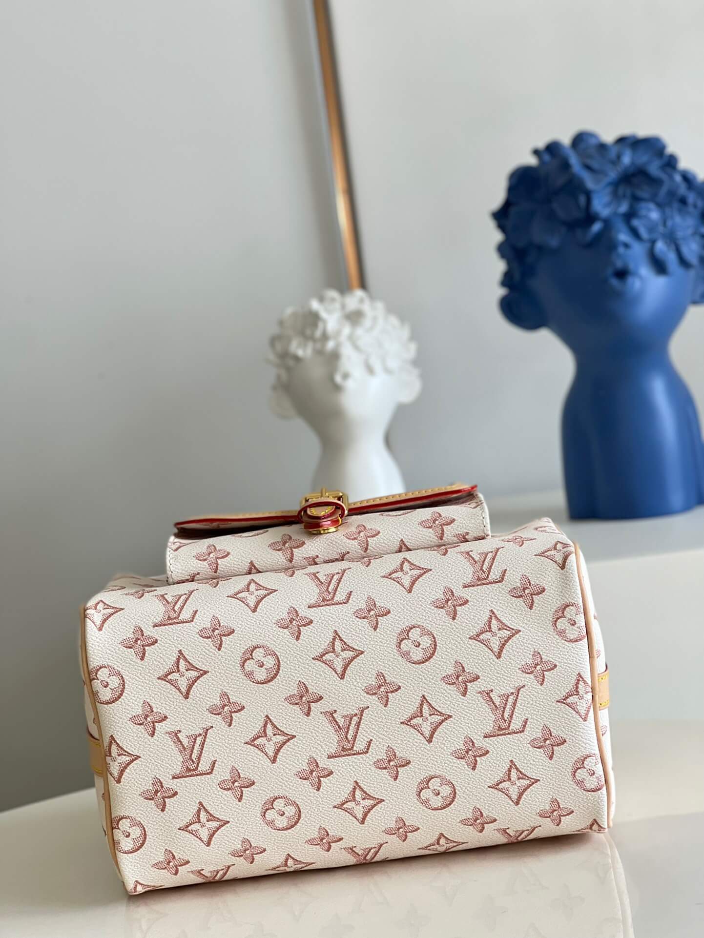 LOUIV Speedy
