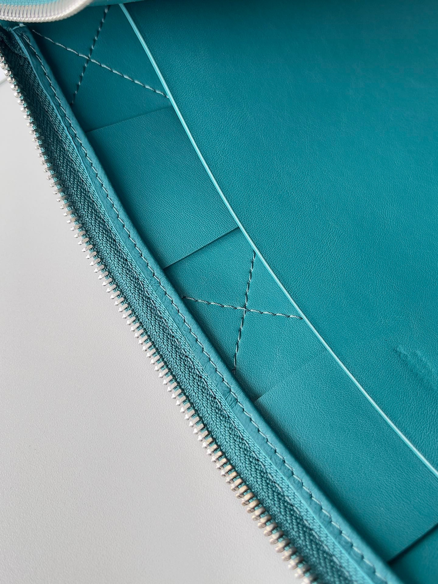 BV Pouch