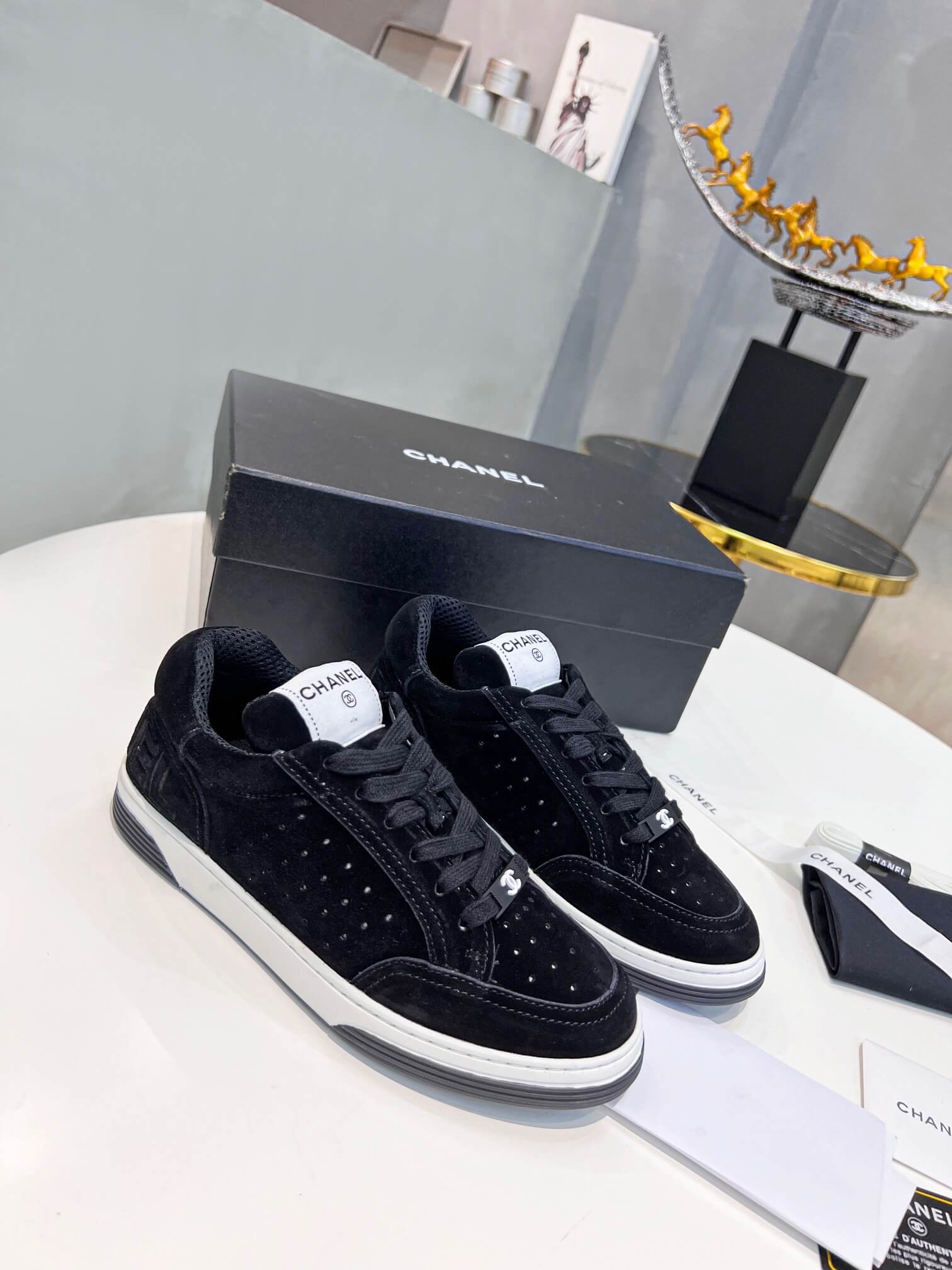 CC Sneakers