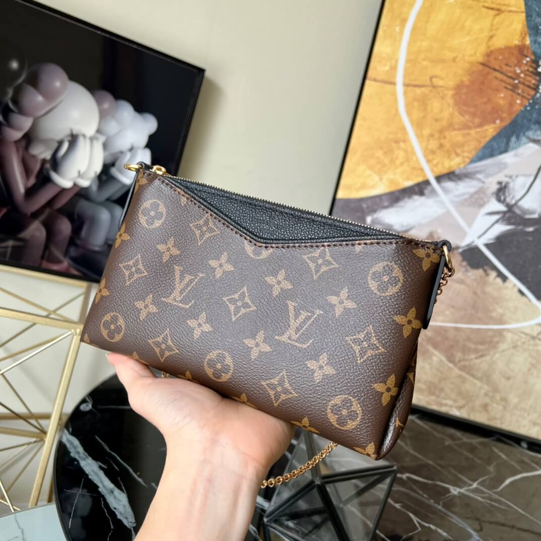 LOUIV Pallas Clutch