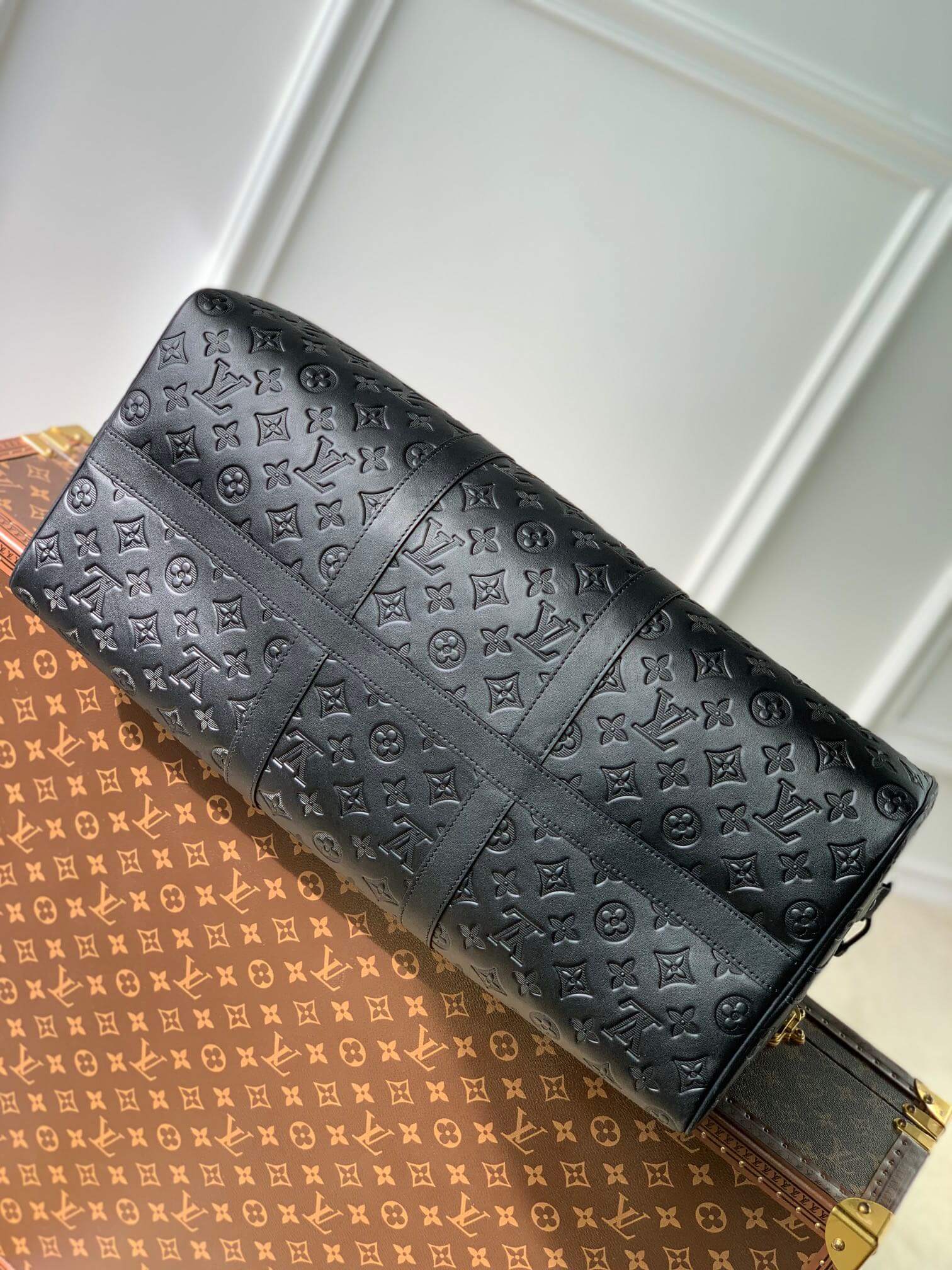 LOUIV Keepall