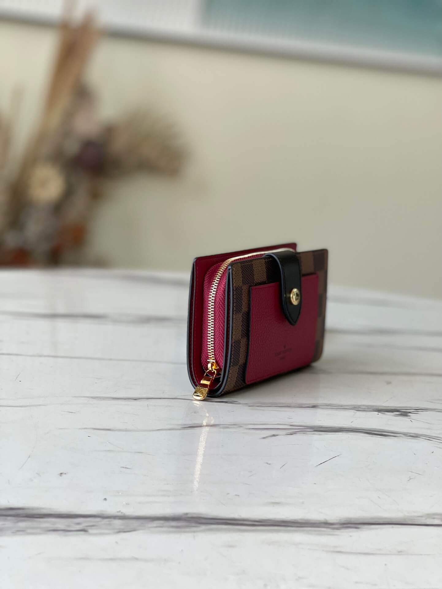 LOUIV Juliette Wallet