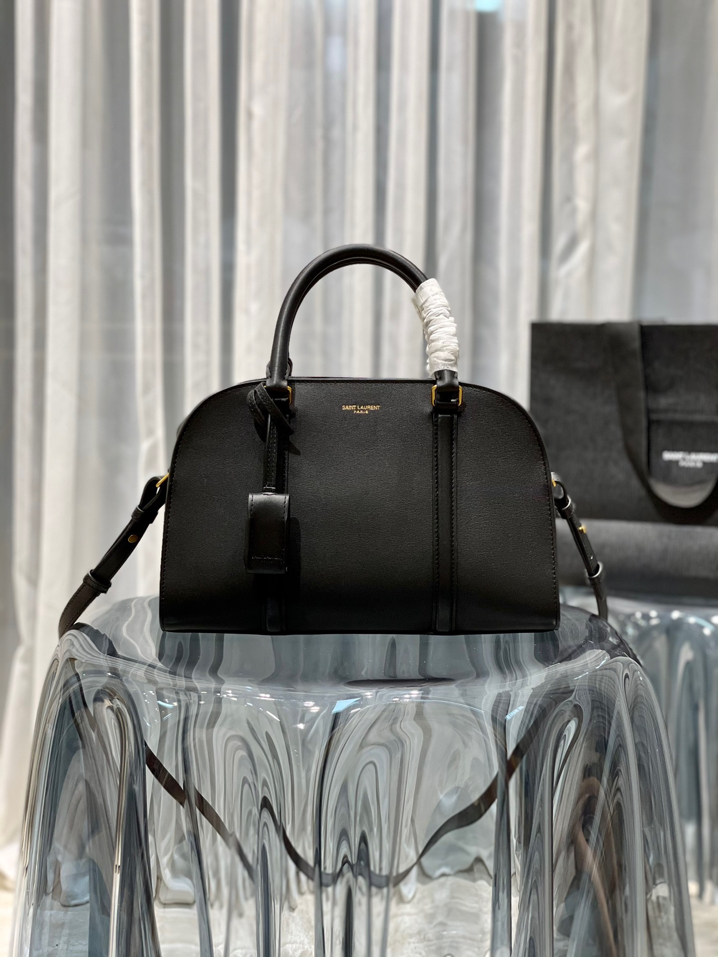 YSL Lock 655008