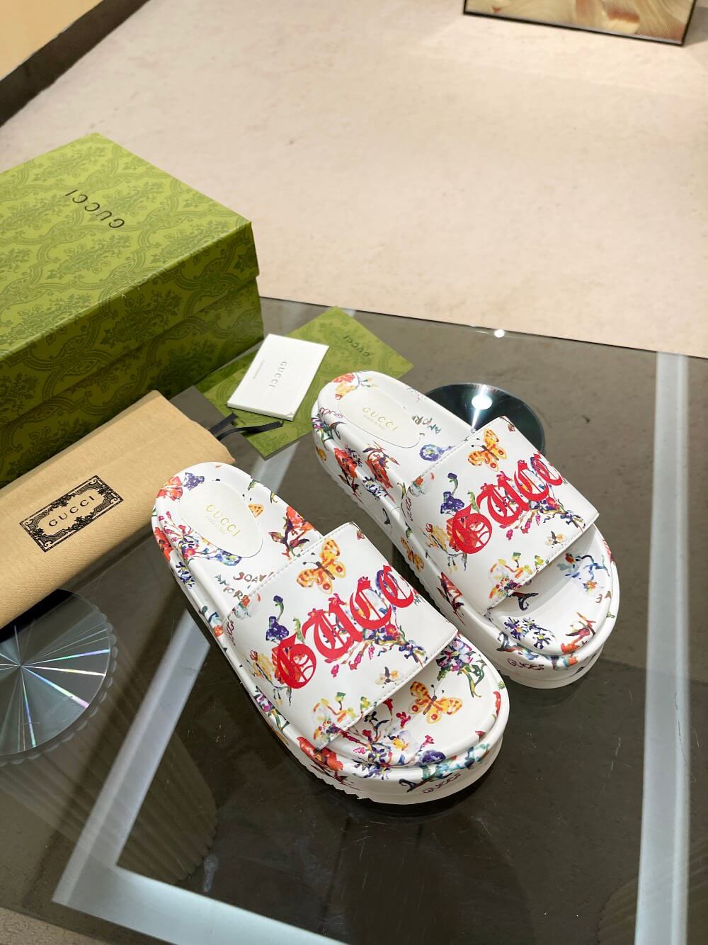 GG Chunky Slides