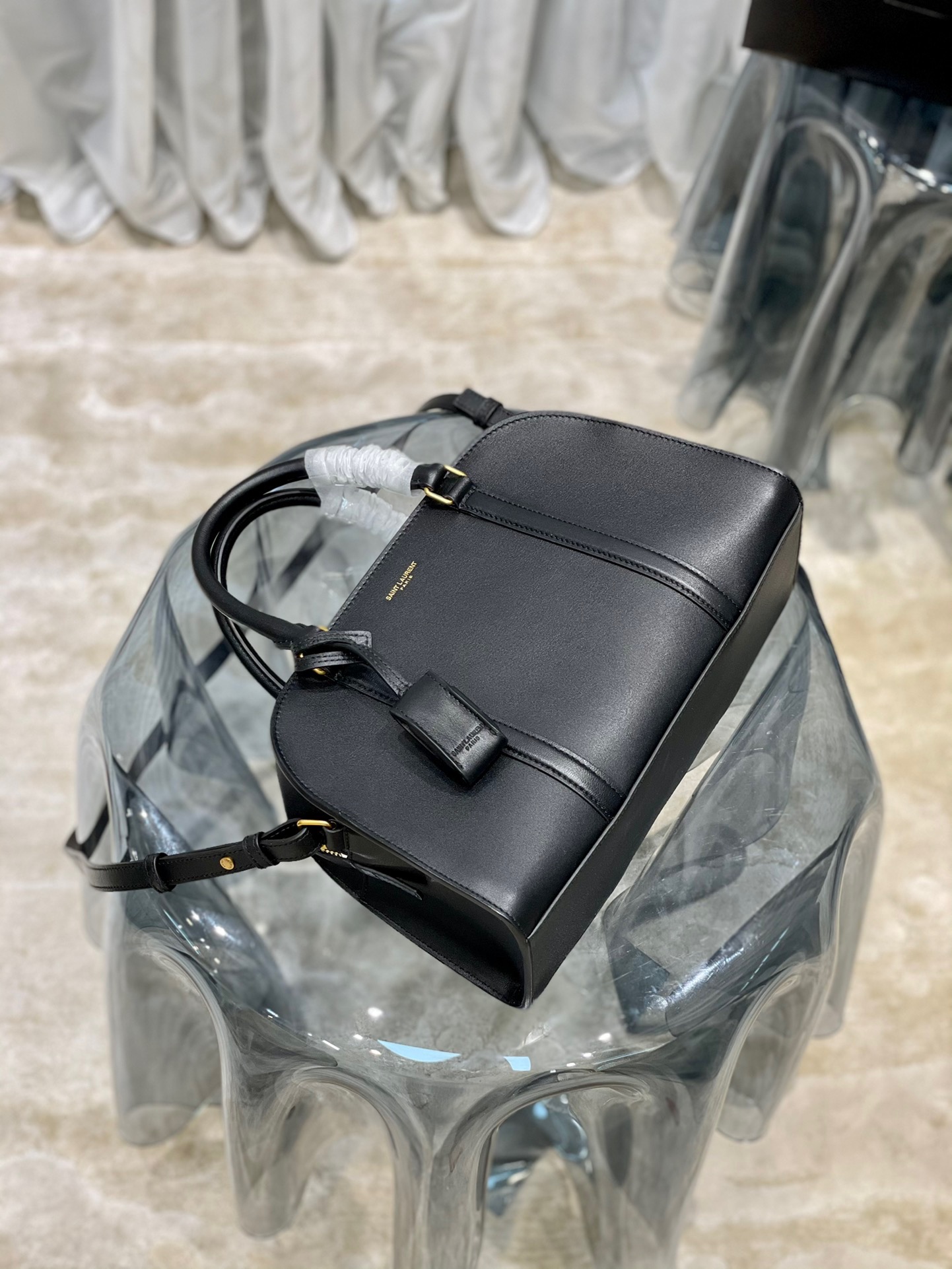 YSL Lock 655008