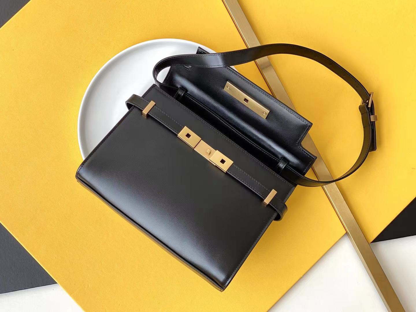 YSL Manhattan 579270