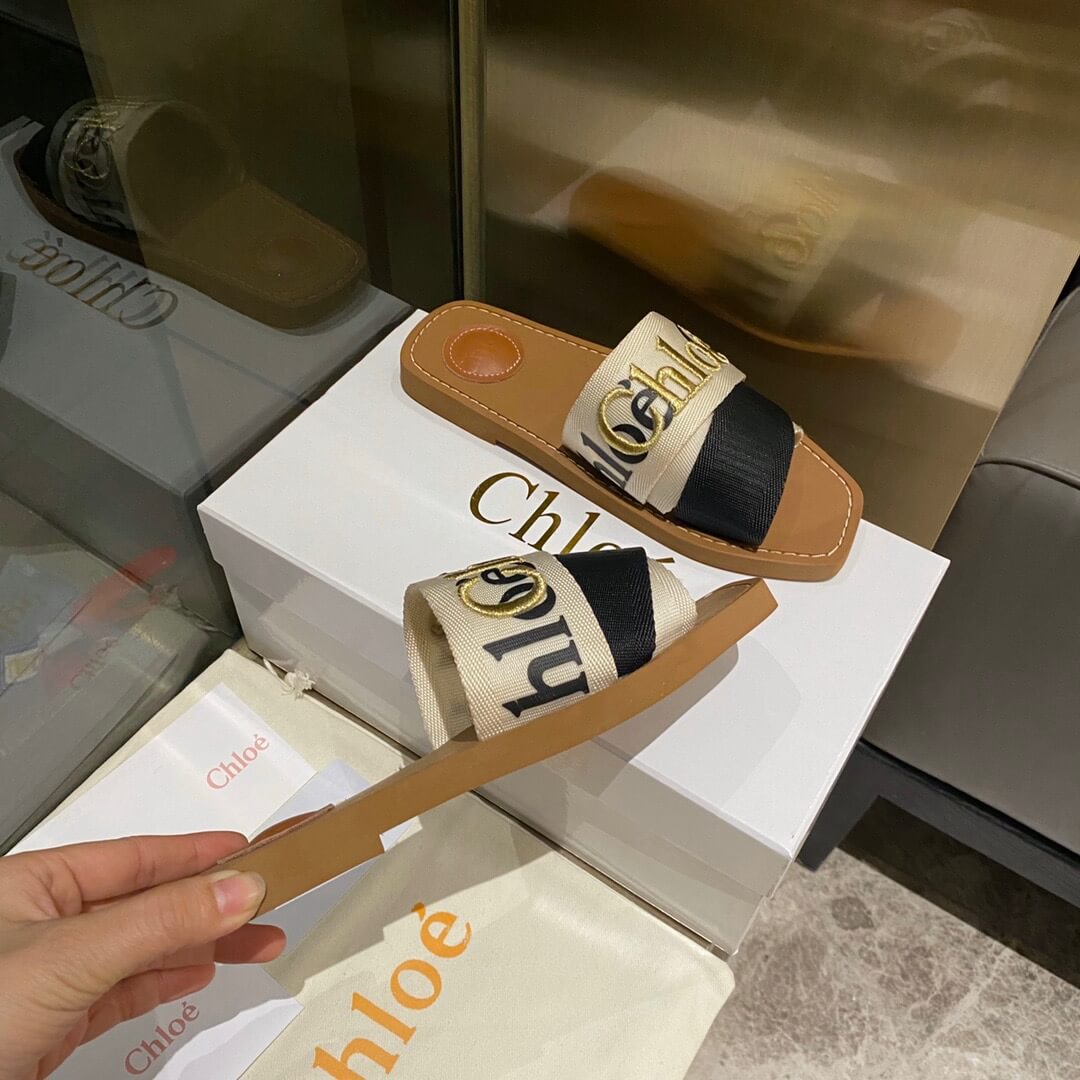 Chloe Slides