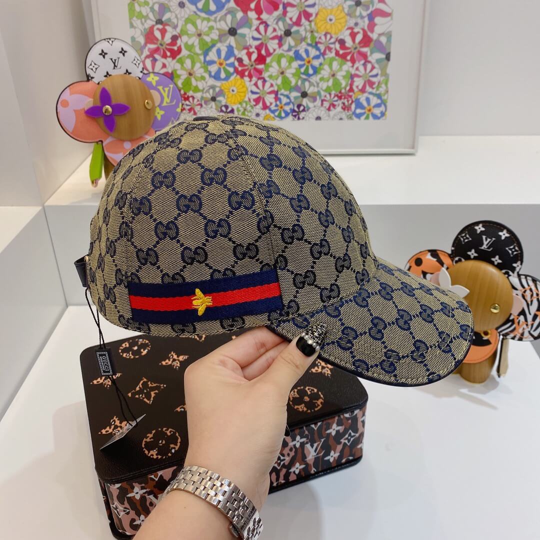 Caps