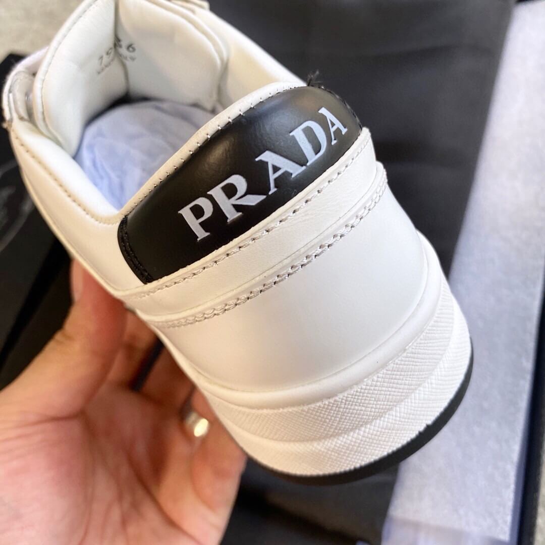 PR Sneakers