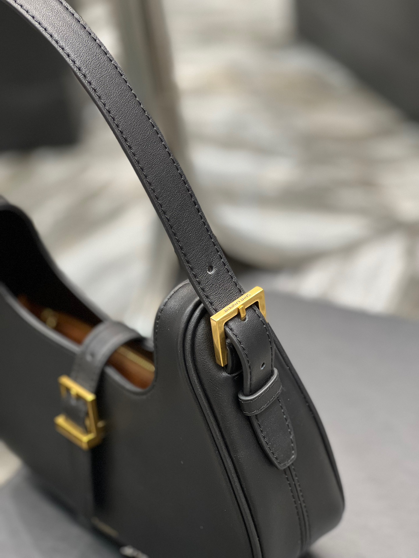 YSL Hobo 672615