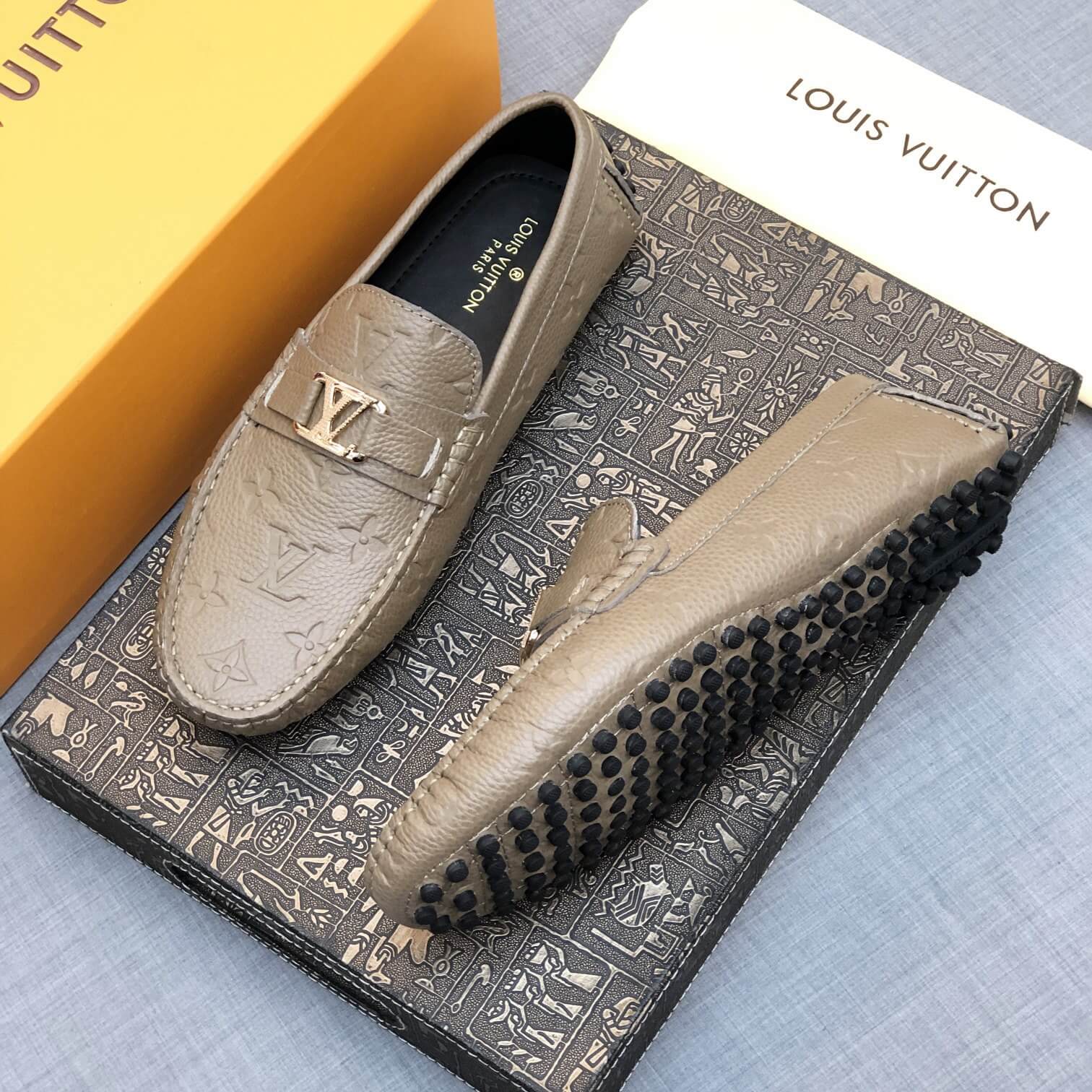 LOUIV Loafers