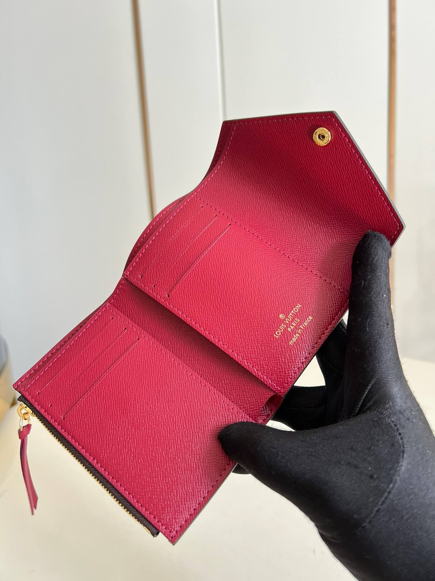 LOUIV Wallet