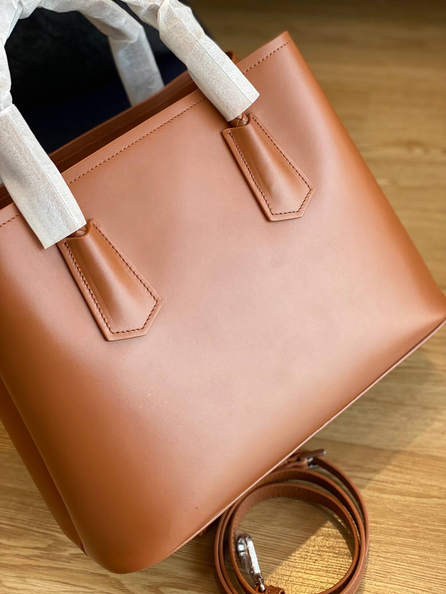 PR Tote