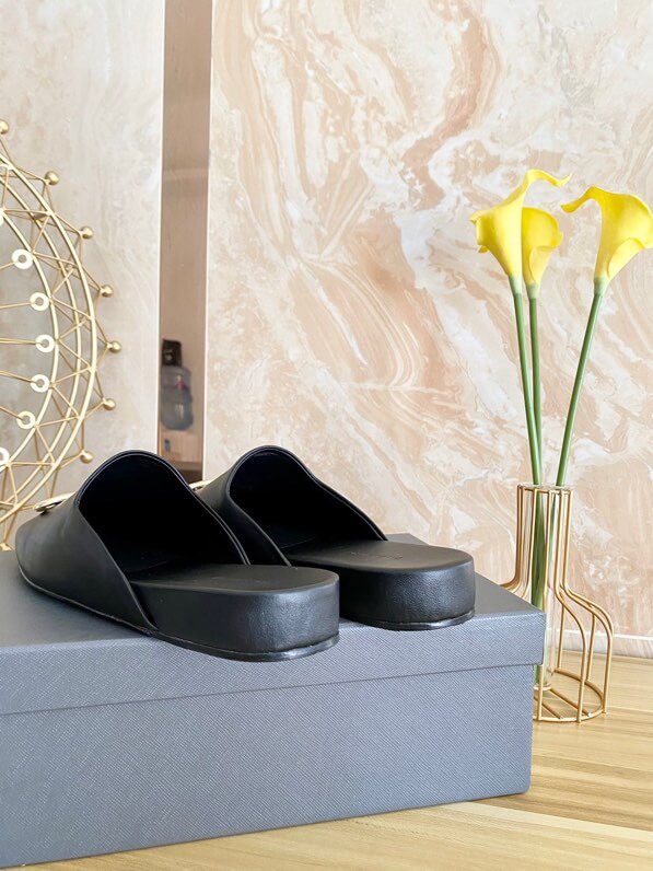 BALEN Slippers