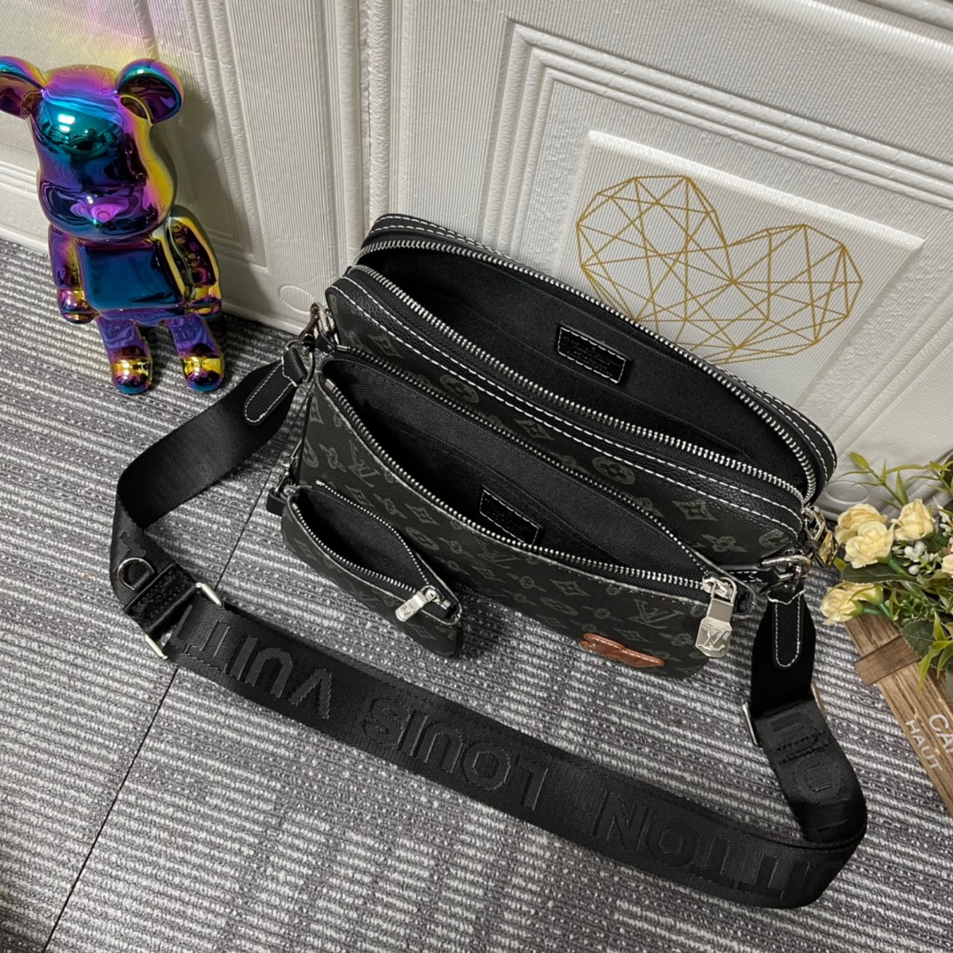 LOUIV Damier Spray