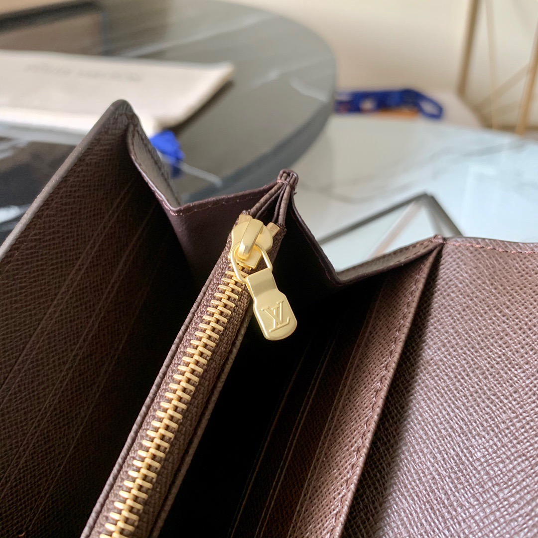 LOUIV Wallet N63209