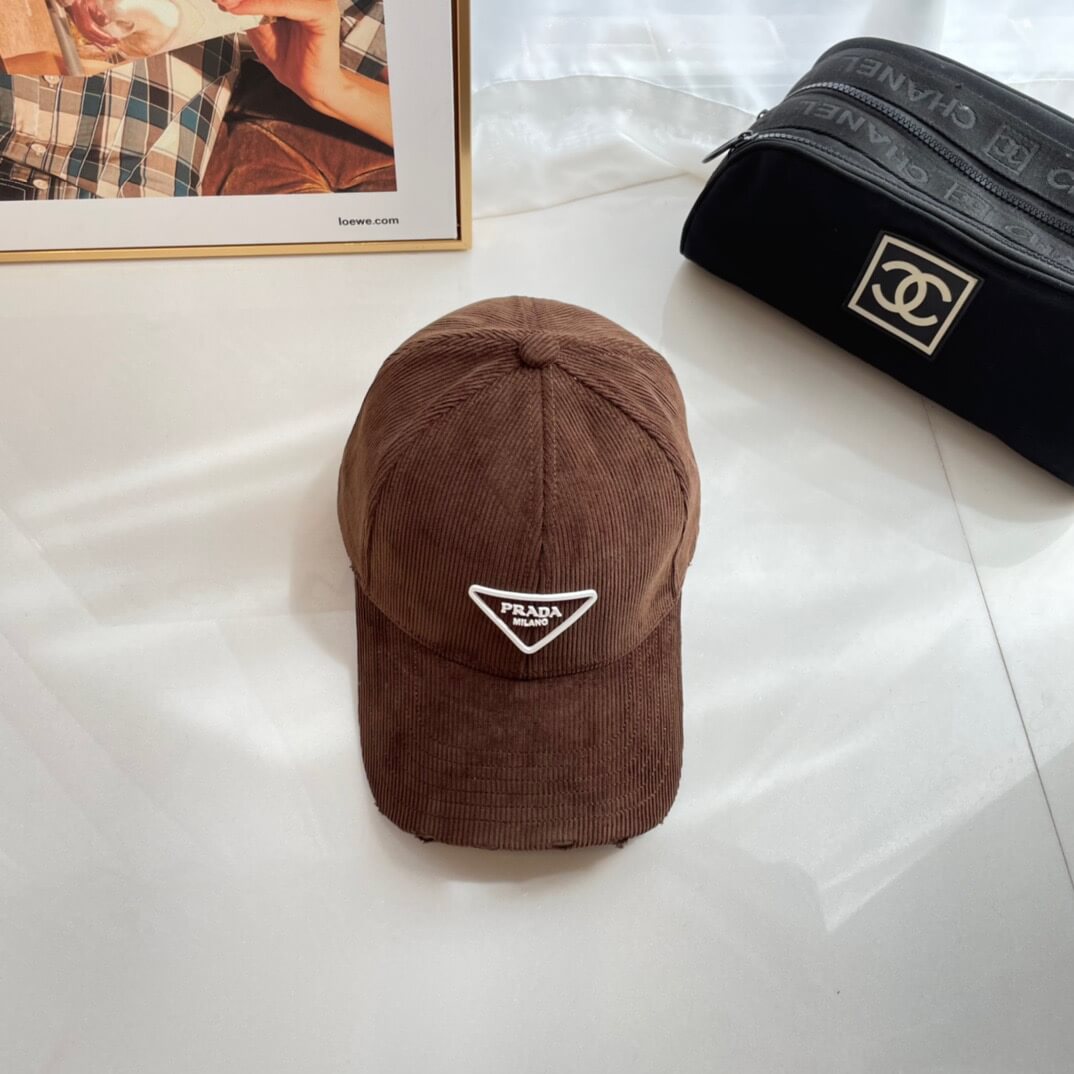 Caps