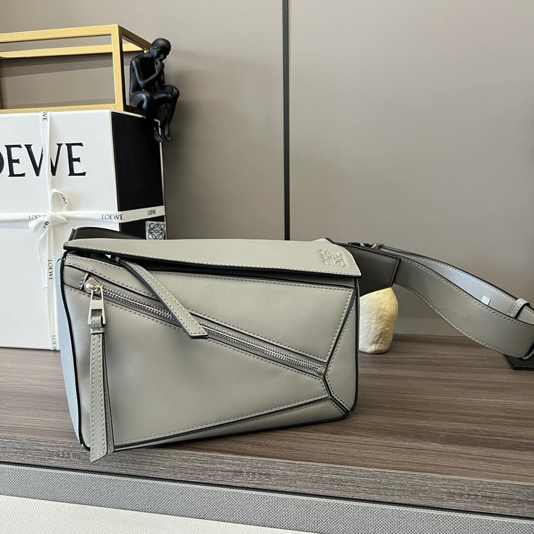 LOEW Puzzle Belt Bag