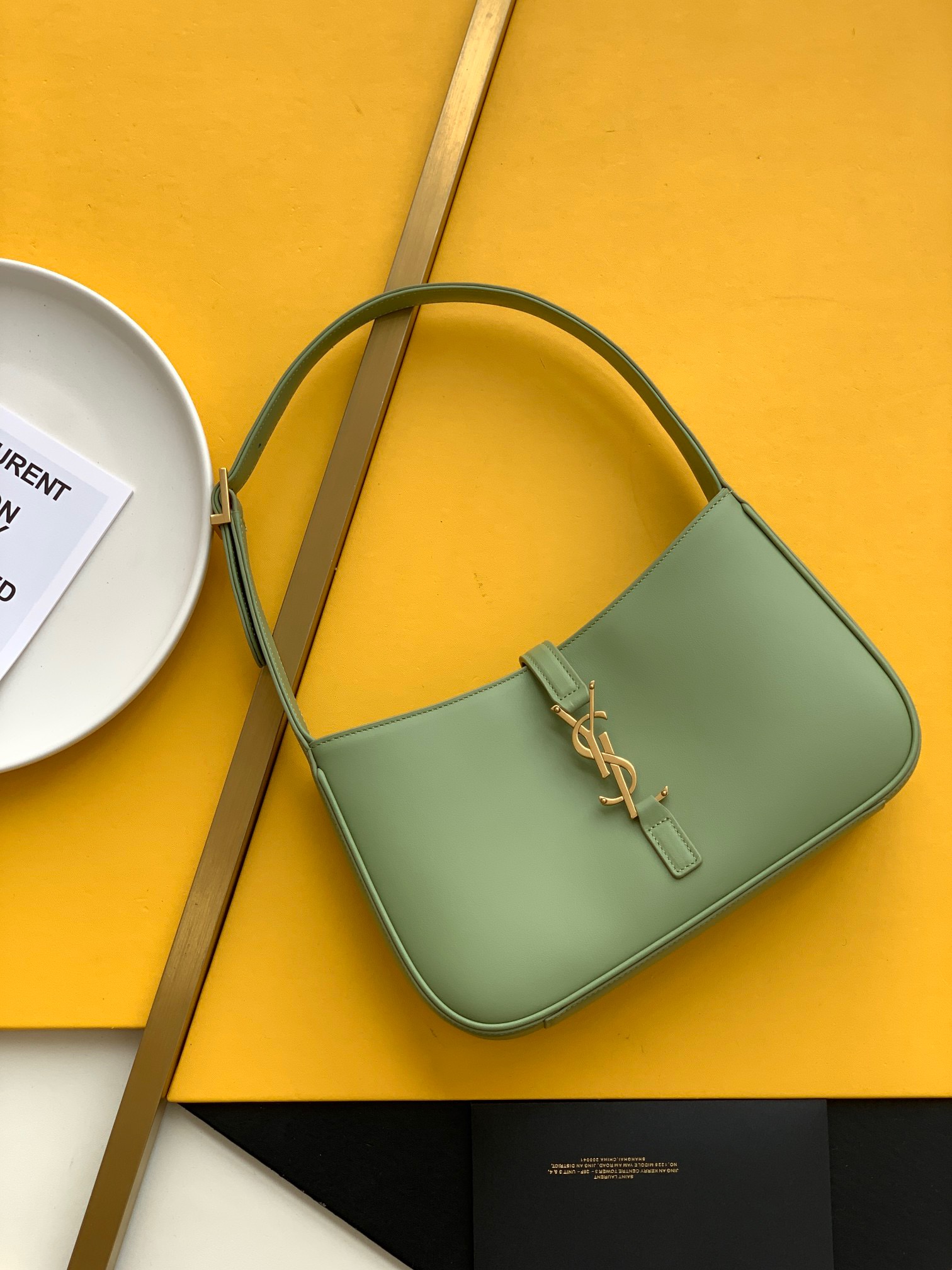 YSL Le5A7