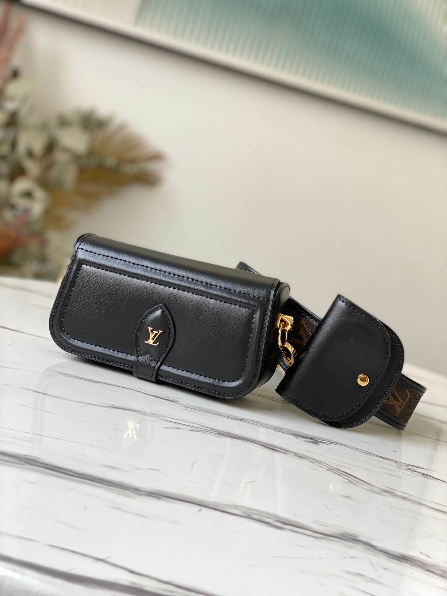 LOUIV Officer Bag